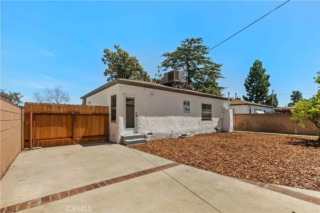 Property image for 2105 N Pass Ave, Burbank, CA 91505