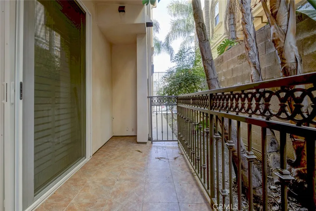 Additional image 63 of 556 E Palm Avenue Unit 102, Burbank, CA 91501