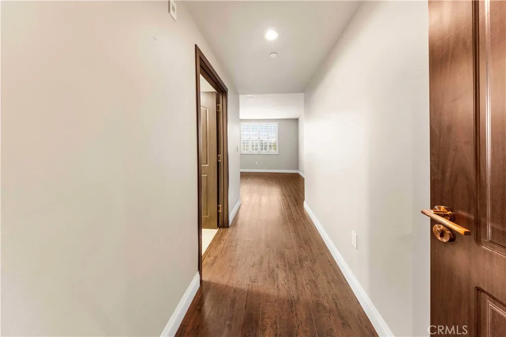 Additional image 76 of 11218 Camarillo Street Unit 404, Toluca Lake, CA 91602