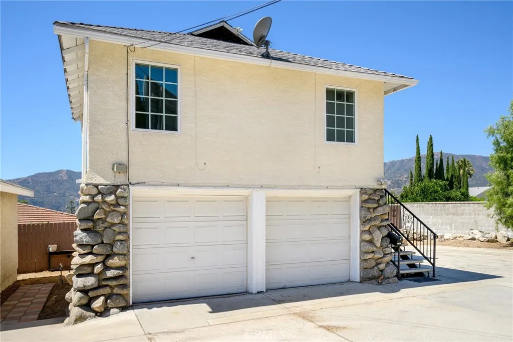 Additional image 25 of 2526 Foothill Boulevard Unit 1/2, La Crescenta, CA 91214