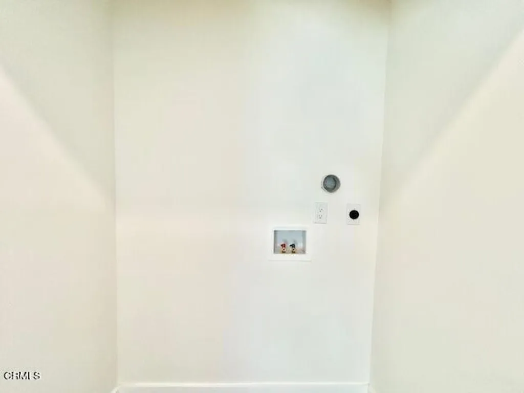 Additional image 15 of 127 S Santa Rosa Street Unit A, Ventura, CA 93001