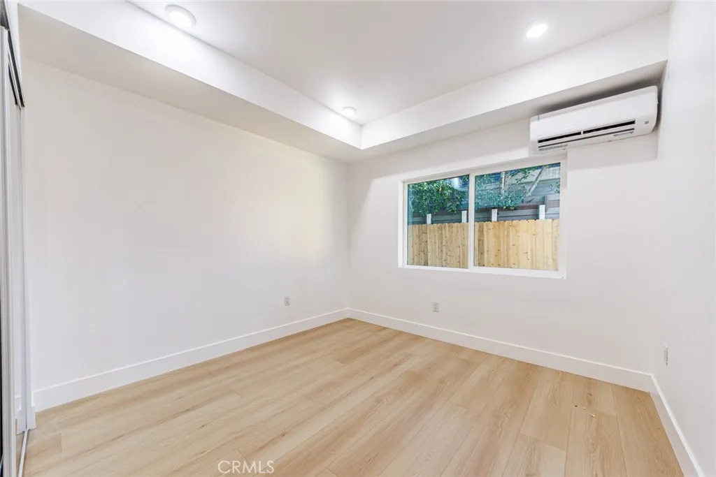 Additional image 19 of 1557 S Ogden Drive Unit 1/4, Los Angeles, CA 90019