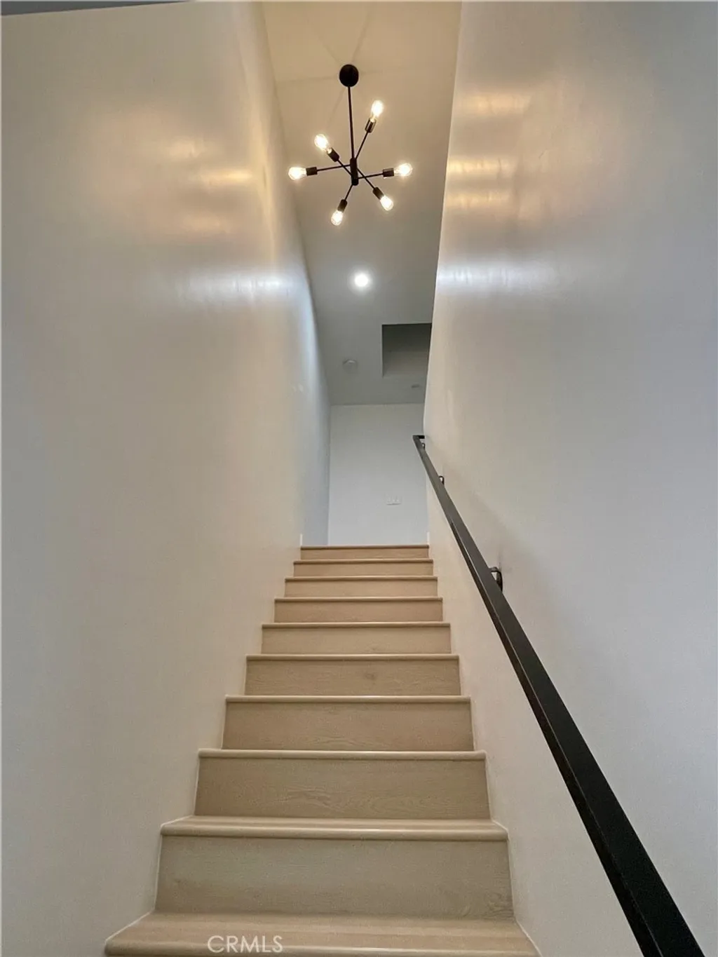 Additional image 10 of 613 W 41st Place, Los Angeles, CA 90037