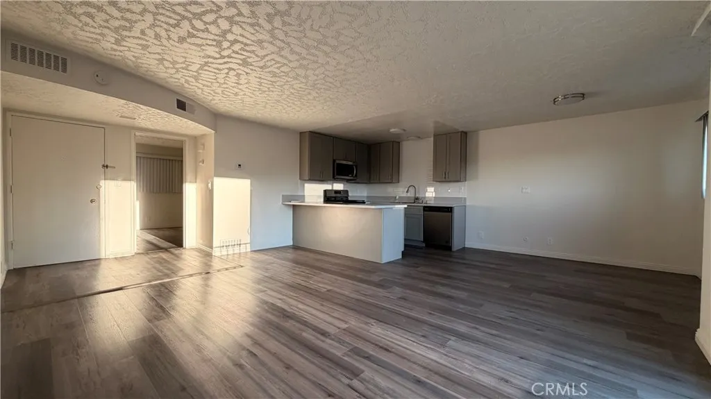 Additional image 3 of 1831 Garvey Avenue Unit 9, Alhambra, CA 91803