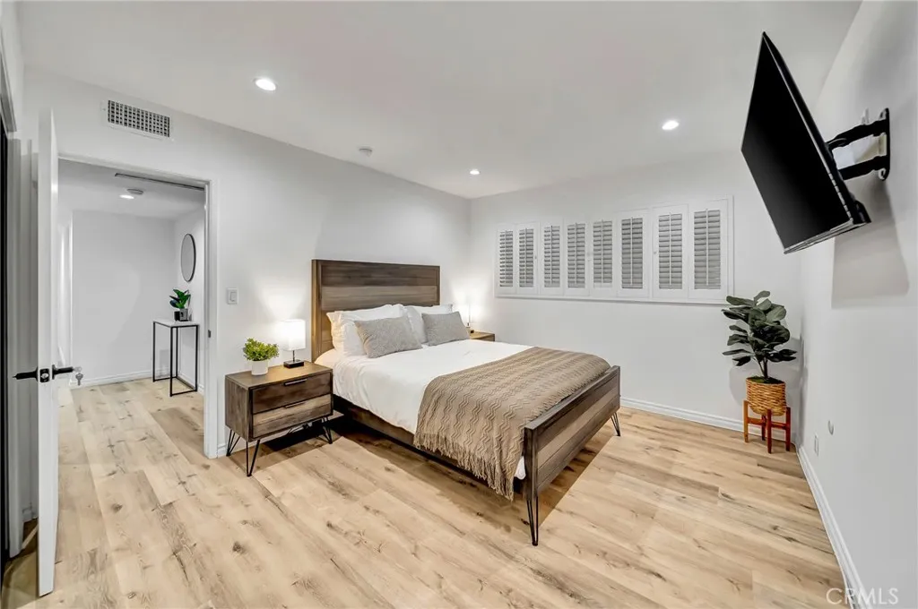 Additional image 143 of 16127 Hartsook Street, Encino, CA 91436