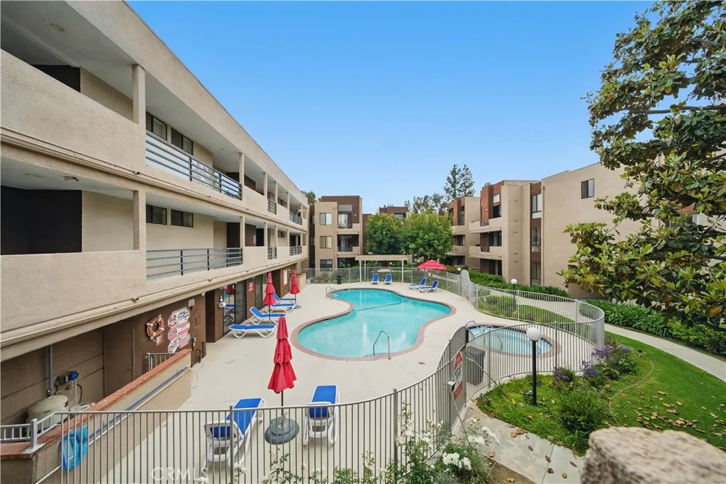 Additional image 5 of 7826 Topanga Canyon Boulevard Unit 218, Canoga Park, CA 91304