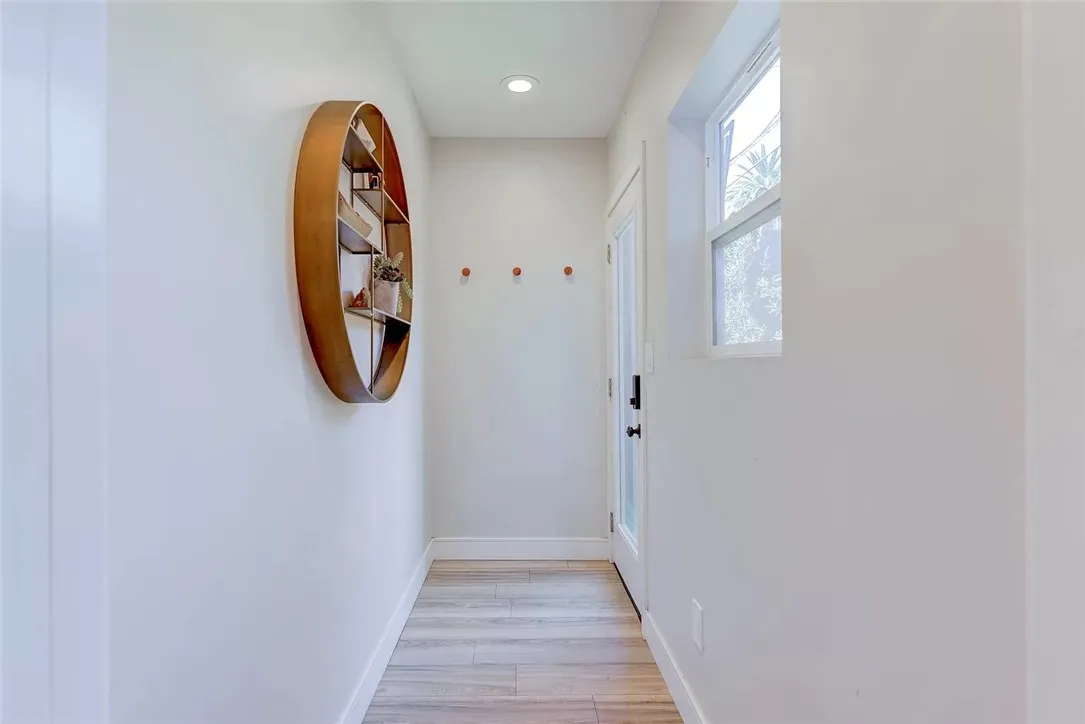 Additional image 102 of 2153 S West View Street, Los Angeles, CA 90016