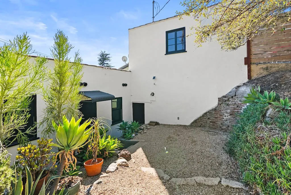 Additional image 32 of 2130 Apex, Los Angeles, CA 90039