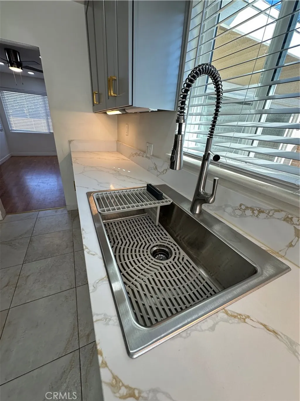 Additional image 24 of 19140 strathern, Reseda, CA 91335