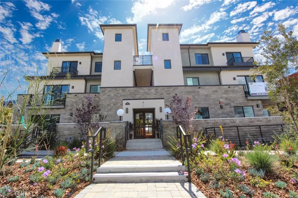 Additional image 28 of 330 Salem St Unit 201, Glendale, CA 91203