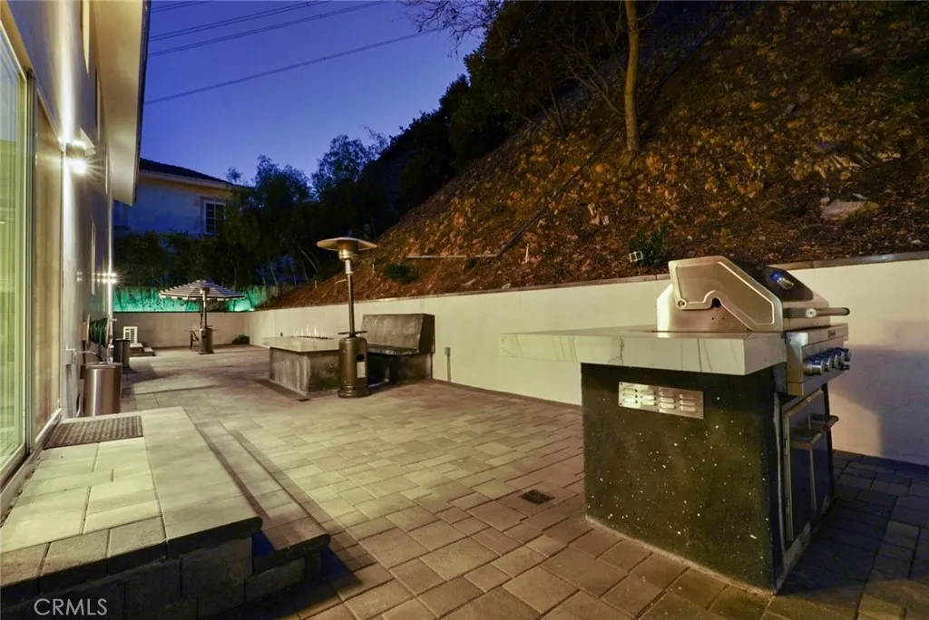 Additional image 47 of 3381 Oakmont View Dr, Glendale, CA 91208