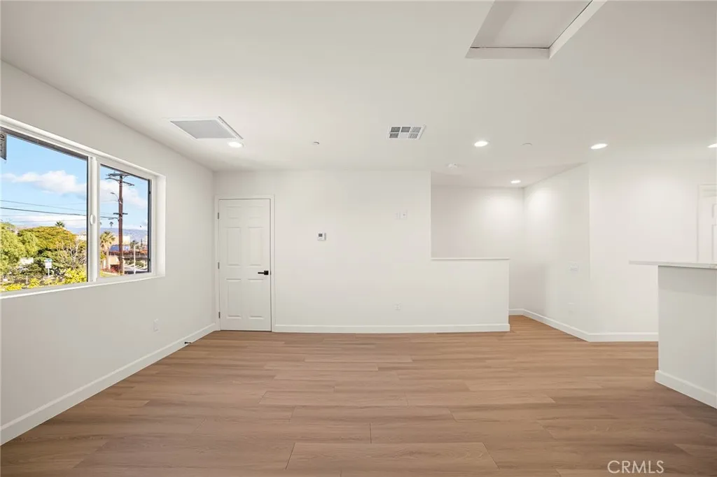 Additional image 7 of 302 W Congress Street, Colton, CA 92324