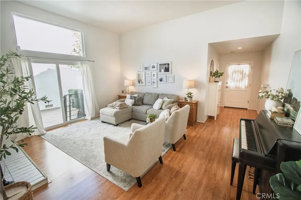 Additional image 4 of 23924 Ranney House Court, Valencia, CA 91355