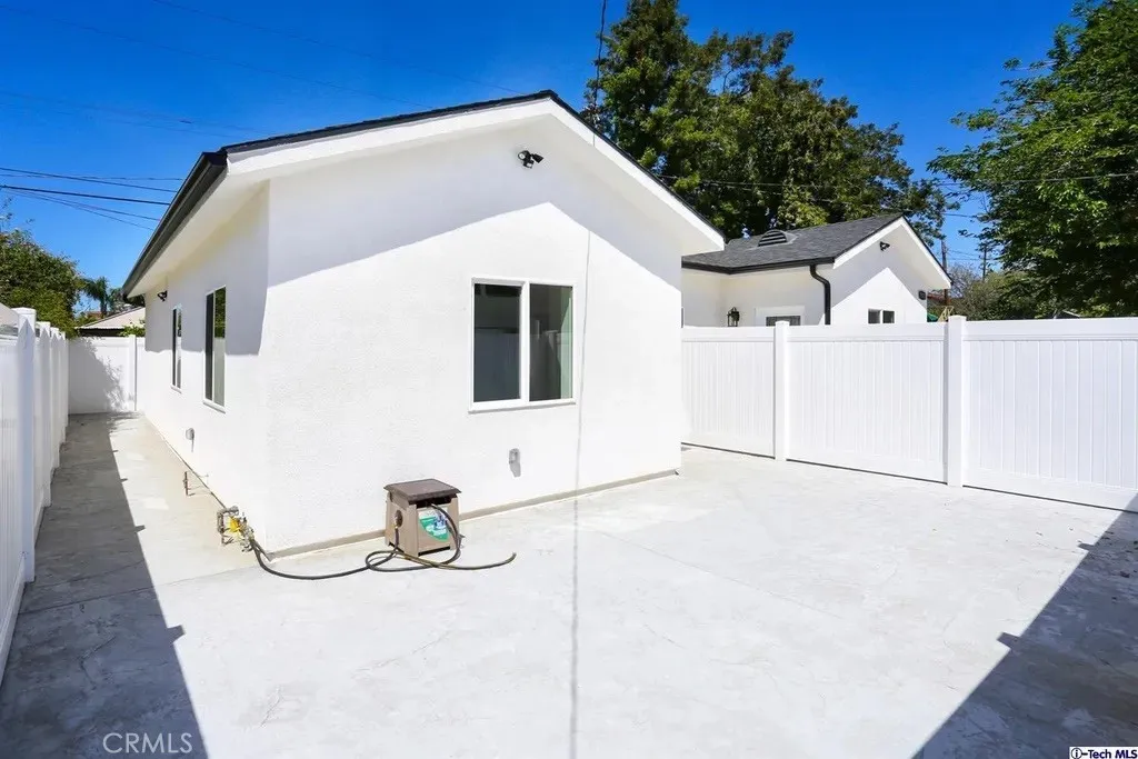 Additional image 2 of 7521 Milwood Avenue, Canoga Park, CA 91303