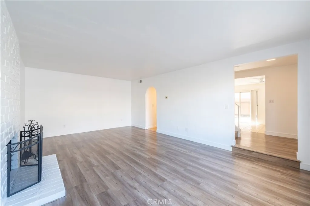 Additional image 48 of 422 22nd, Huntington Beach, CA 92648