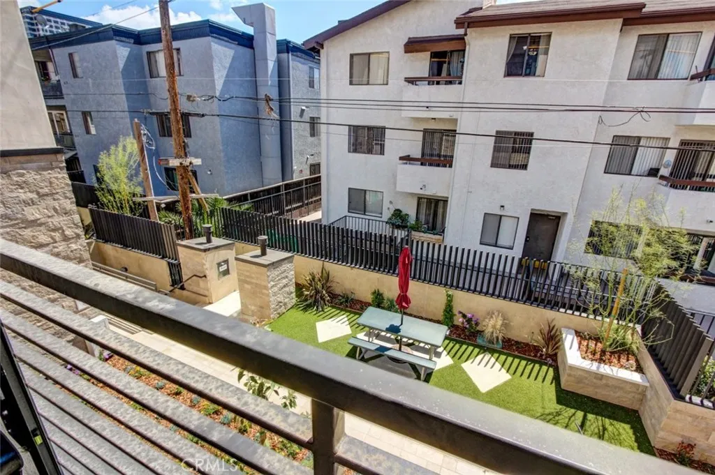 Additional image 48 of 330 Salem St Unit 301, Glendale, CA 91203