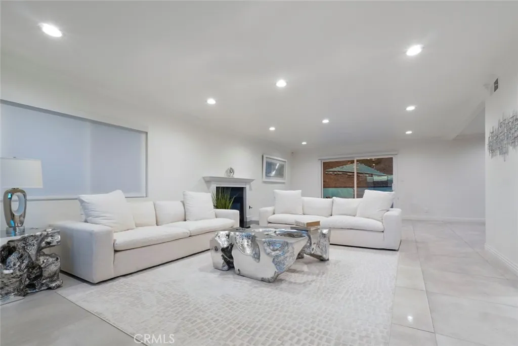 Additional image 54 of 3381 Oakmont View Dr, Glendale, CA 91208