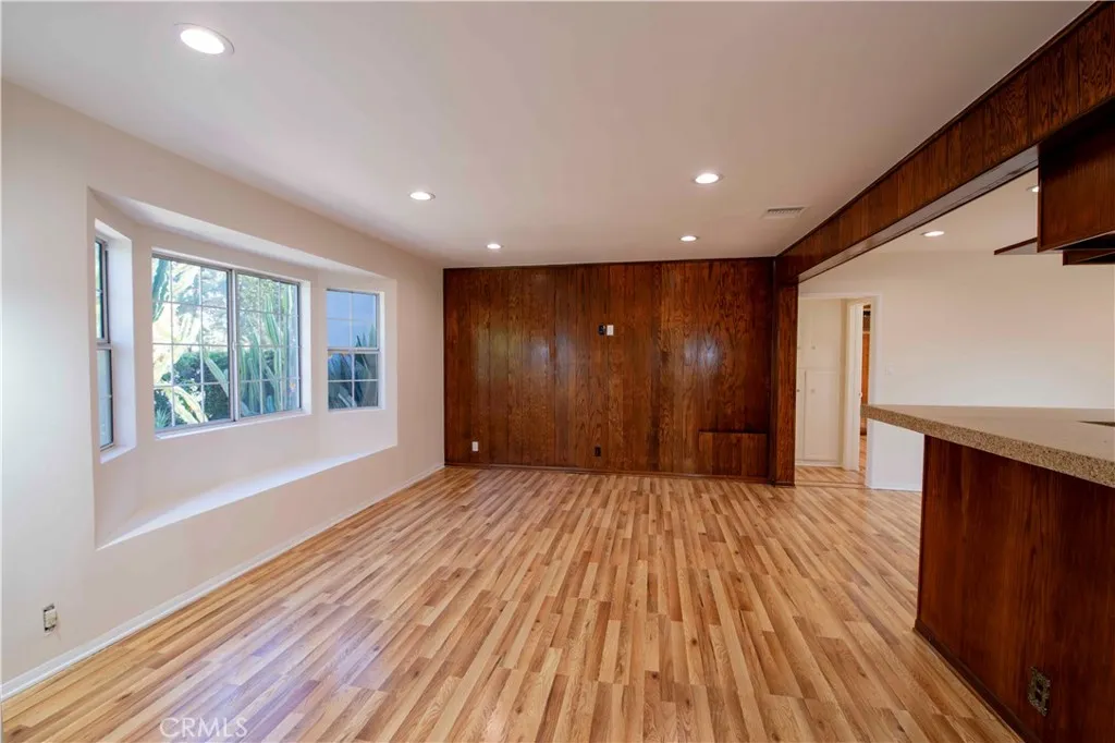 Additional image 64 of 6417 White Oak Ave, Reseda, CA 91335