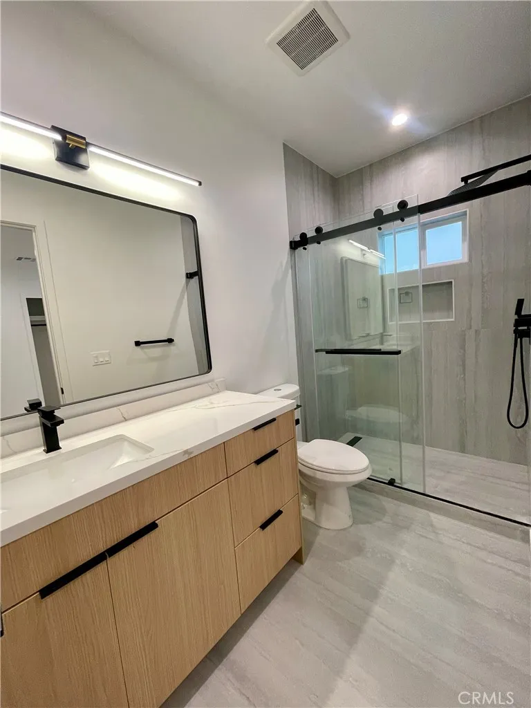 Additional image 48 of 613 W 41st Place Unit 1/2, Los Angeles, CA 90037