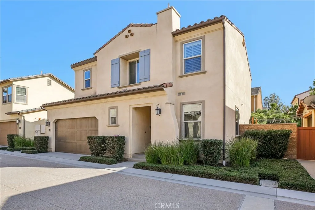 Additional image 3 of 122 Barnes Rd, Tustin, CA 92782