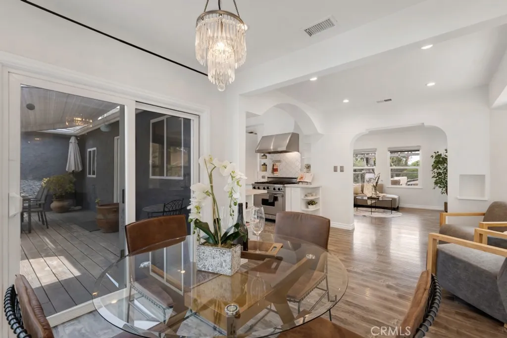 Additional image 5 of 19419 Oxnard Street, Tarzana, CA 91356