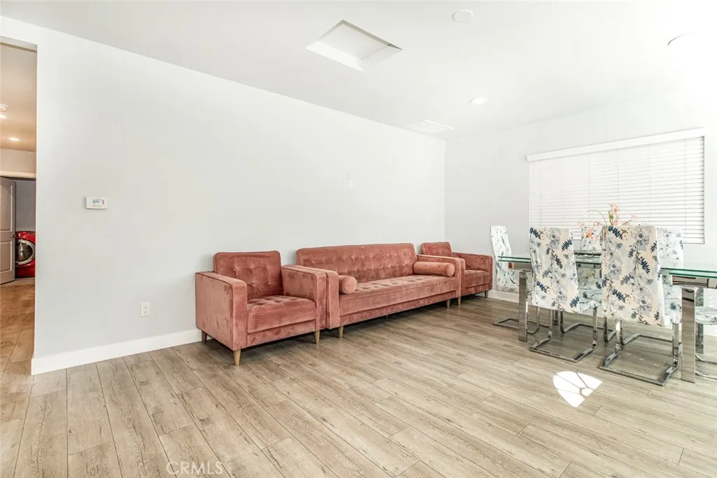 Additional image 20 of 10563 Vinedale, Sun Valley, CA 91352