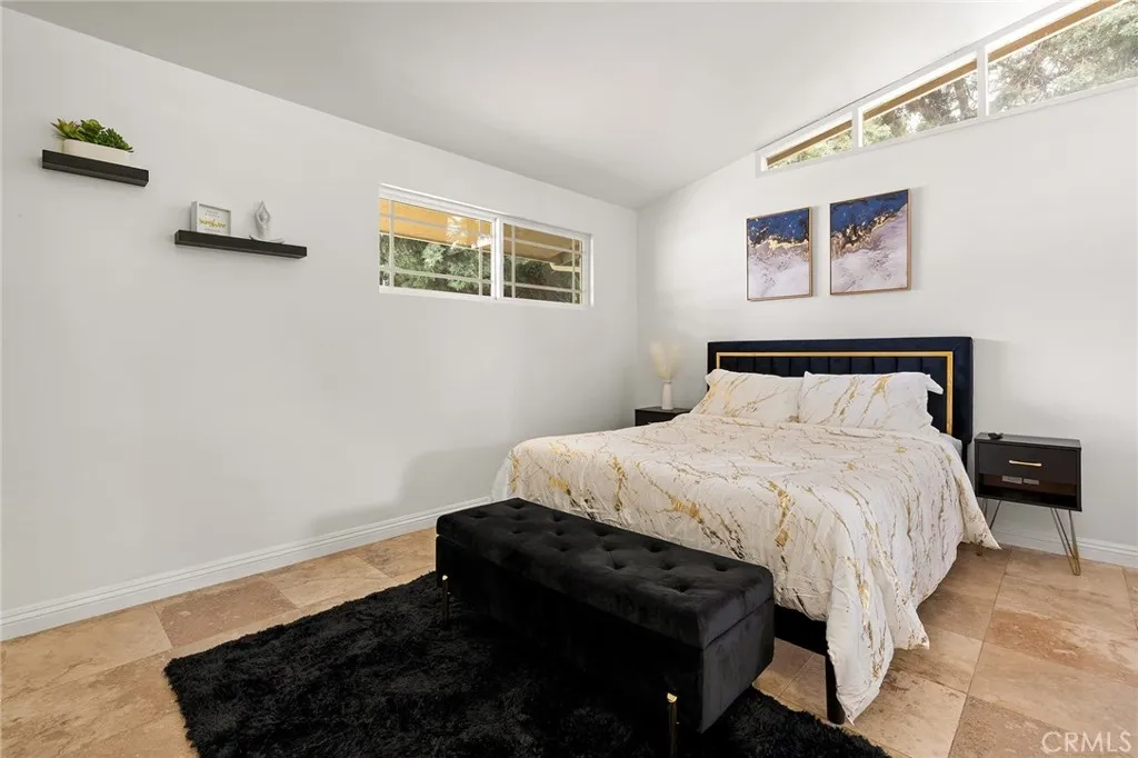 Additional image 16 of 20300 Oxnard, Woodland Hills, CA 91367