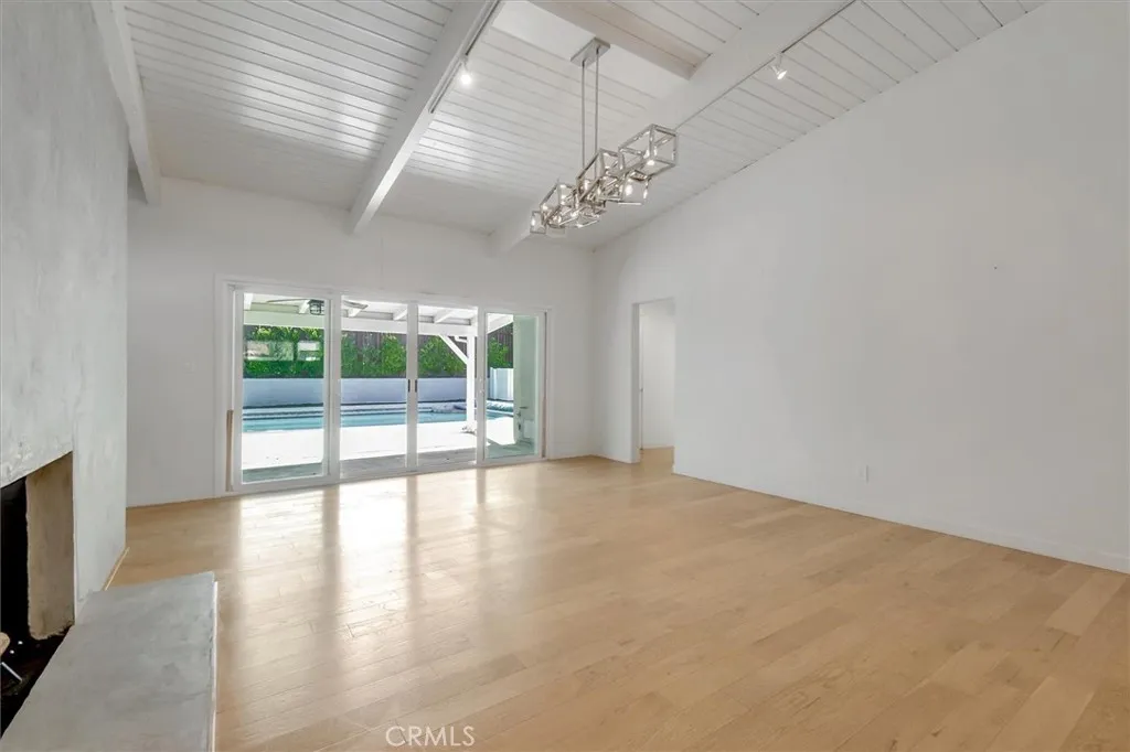 Additional image 80 of 24216 Calvert Street, Woodland Hills, CA 91367