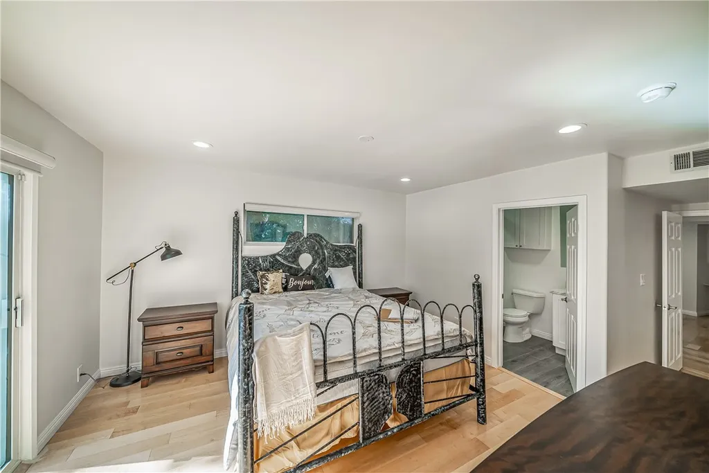 Additional image 29 of 23230 Ladrillo, Woodland Hills, CA 91367