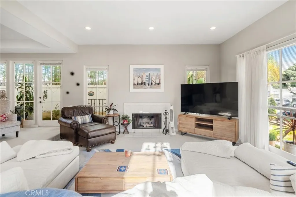 Additional image 21 of 723 S Broadway, Redondo Beach, CA 90277