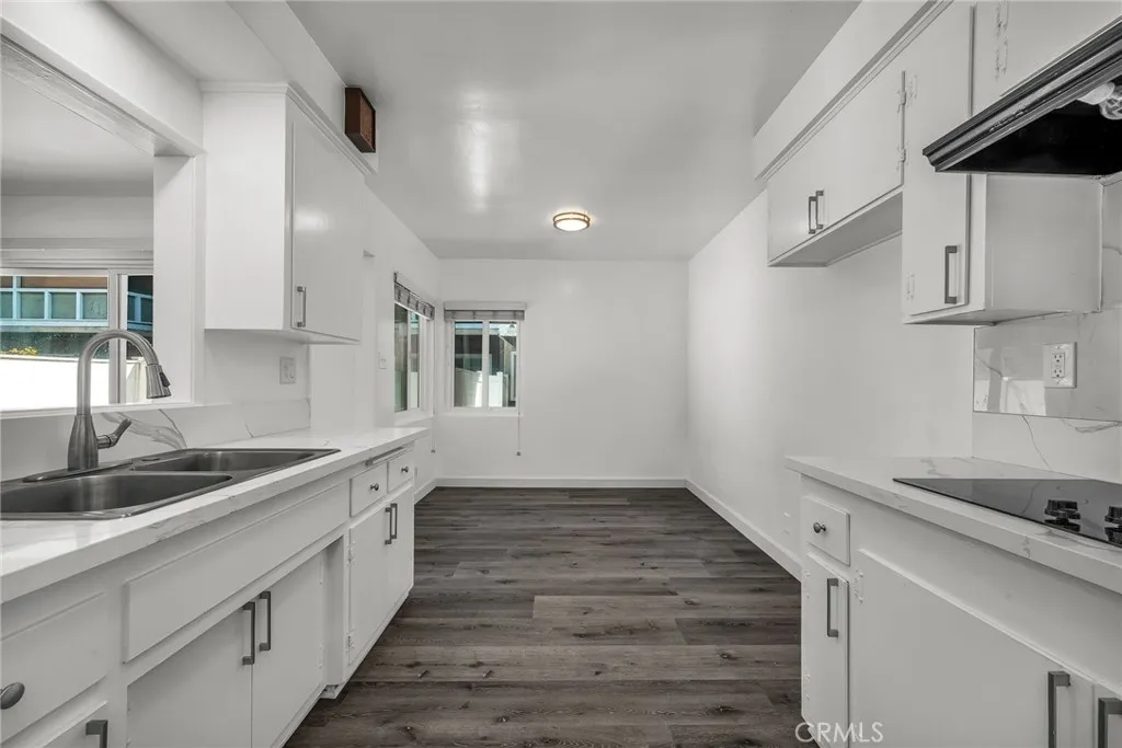 Additional image 10 of 3706 Redondo Beach Blvd Unit B, Torrance, CA 90504