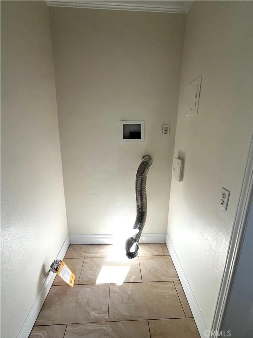 Additional image 25 of 2720 W 70th St, Los Angeles, CA 90043