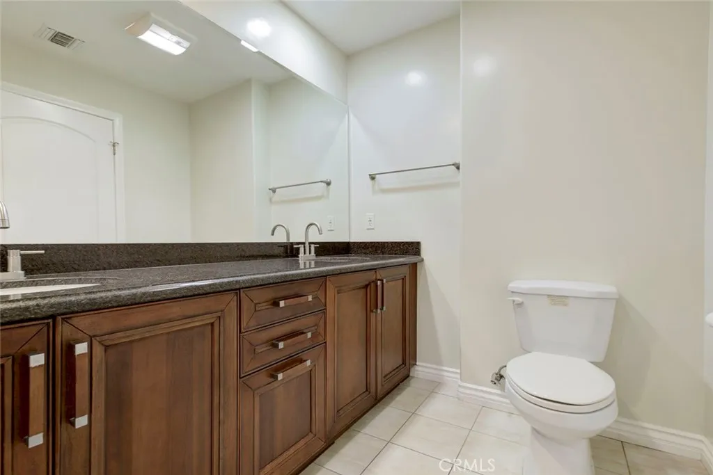 Additional image 50 of 556 E Palm Avenue Unit 102, Burbank, CA 91501