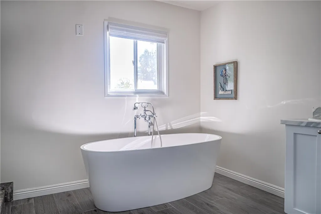 Additional image 21 of 23230 Ladrillo, Woodland Hills, CA 91367