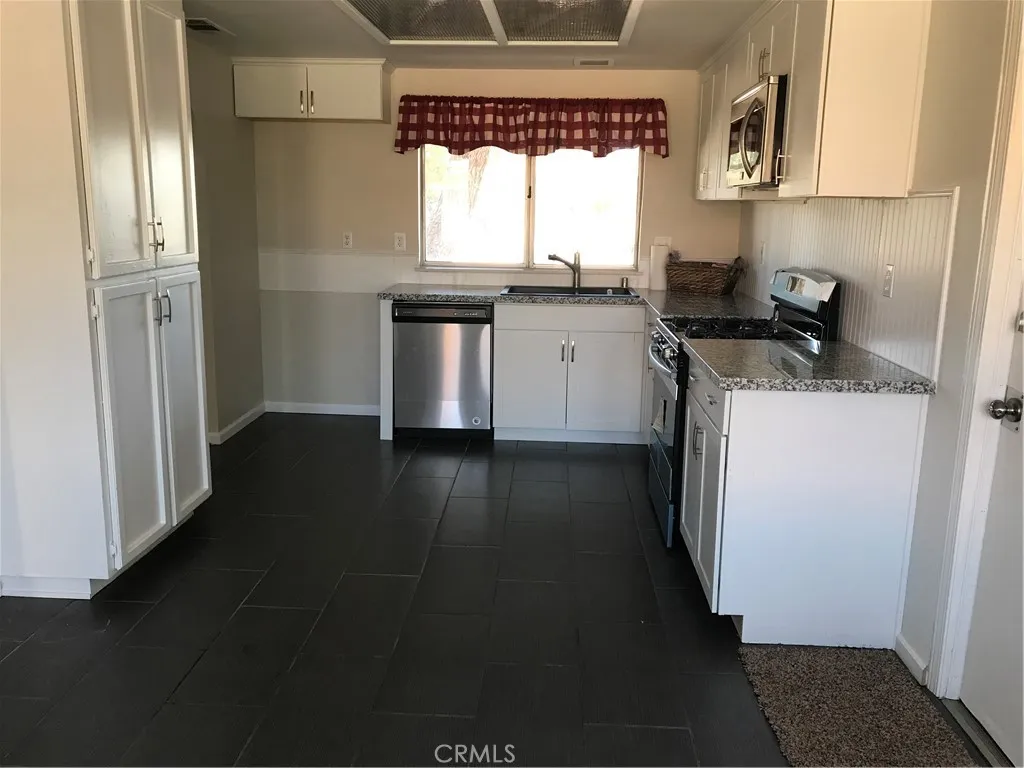Additional image 8 of 13393 Cahuenga Rd, Victorville, CA 92392
