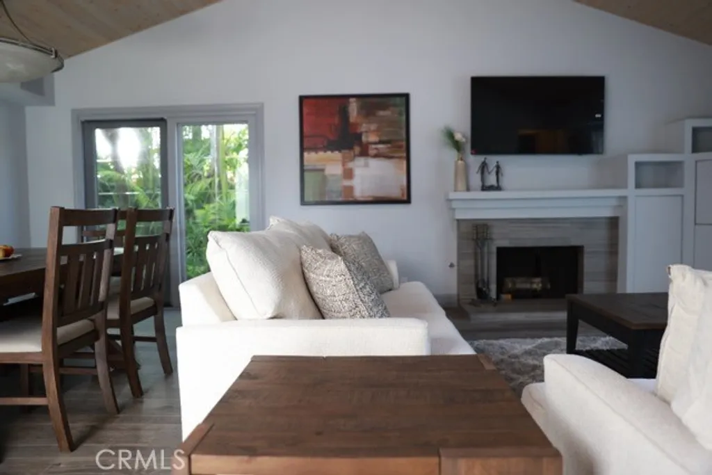 Additional image 10 of 58 Fulton, Irvine, CA 92620