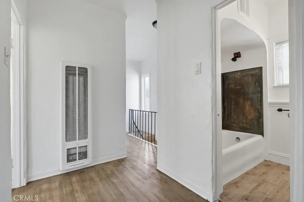 Additional image 23 of 1527 E 3rd St Unit 1531, Long Beach, CA 90802