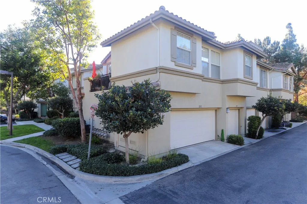 Additional image 3 of 2212 Crescent Oak, Irvine, CA 92618