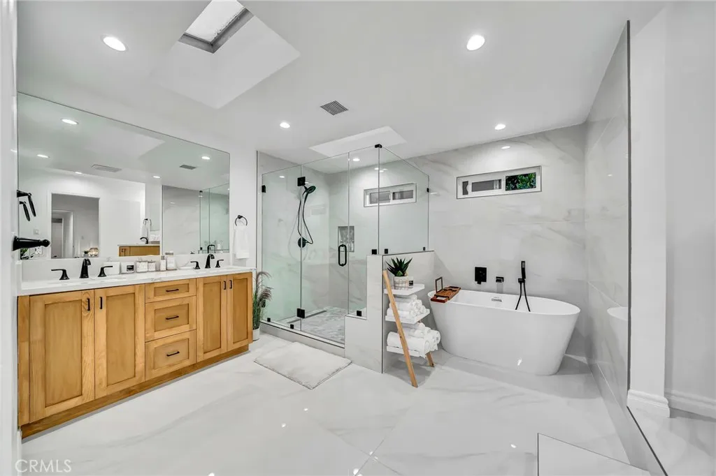 Additional image 131 of 16127 Hartsook Street, Encino, CA 91436