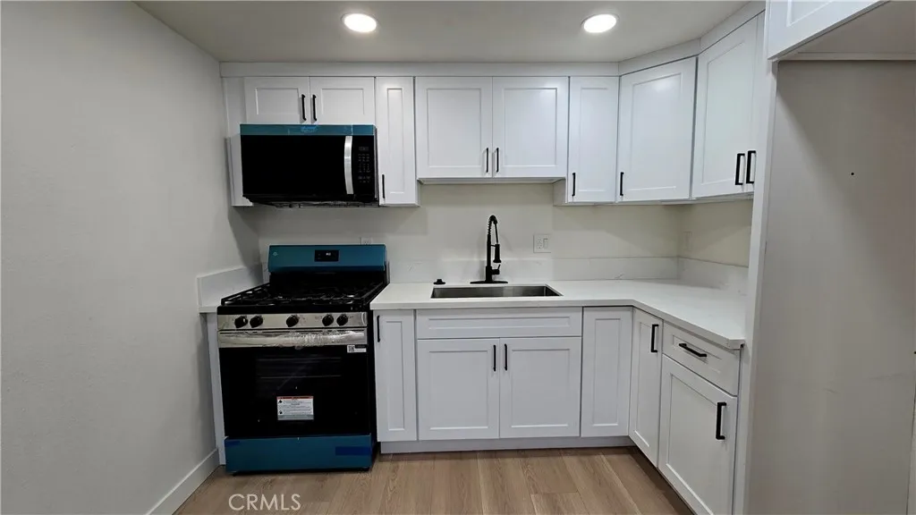 Additional image 4 of 15917 Prairie Ave Unit 2, Lawndale, CA 90260