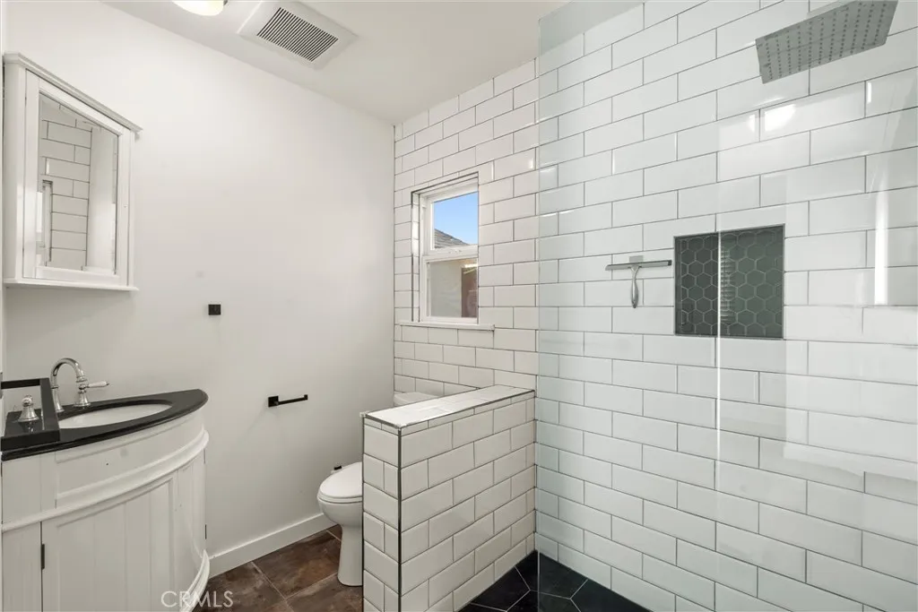 Additional image 50 of 2083 Parnell Way, Altadena, CA 91001