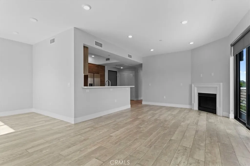 Additional image 5 of 4383 Sepulveda Boulevard Unit 201, Sherman Oaks, CA 91403