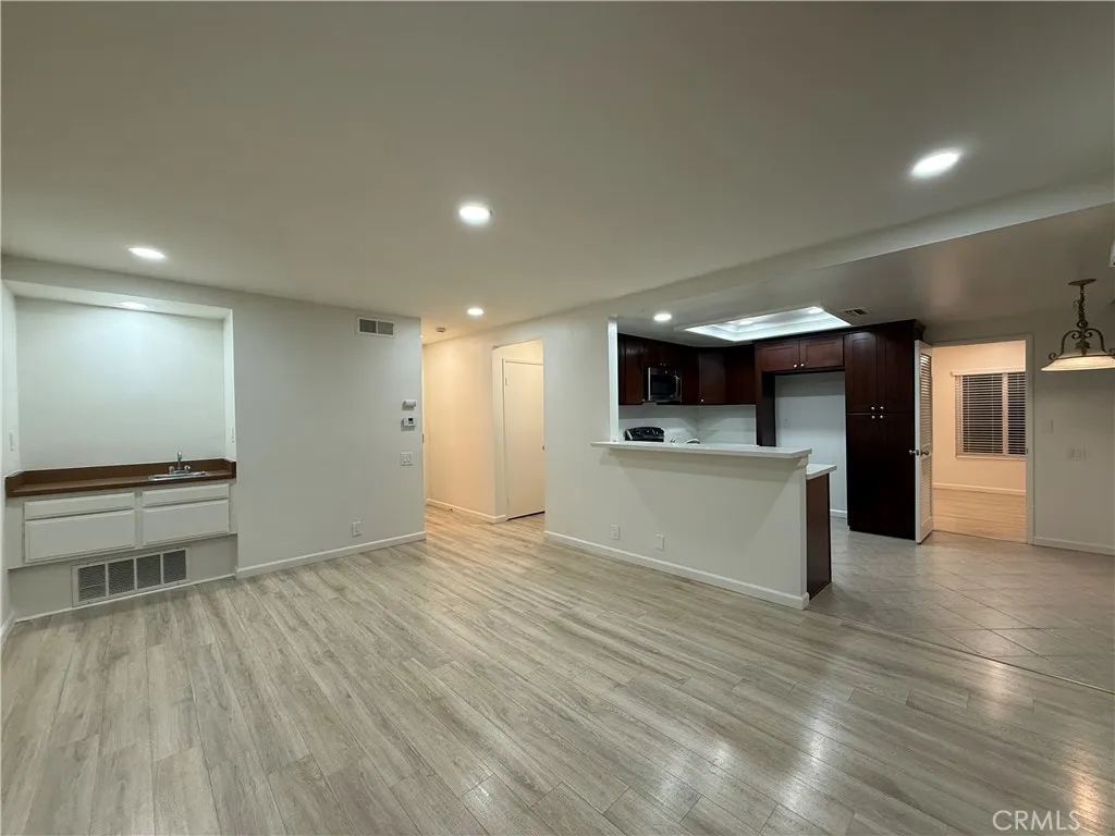 Additional image 23 of 16 Campanero E, Irvine, CA 92620