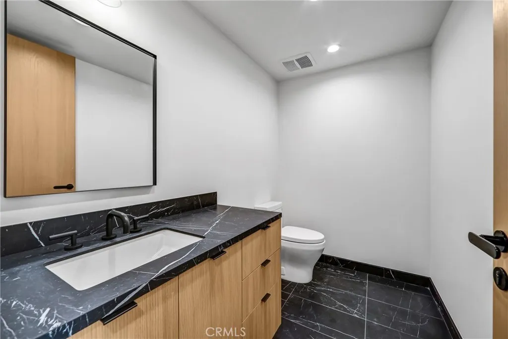 Additional image 30 of 10352 Riverside Drive Unit 102A, Toluca Lake, CA 91602