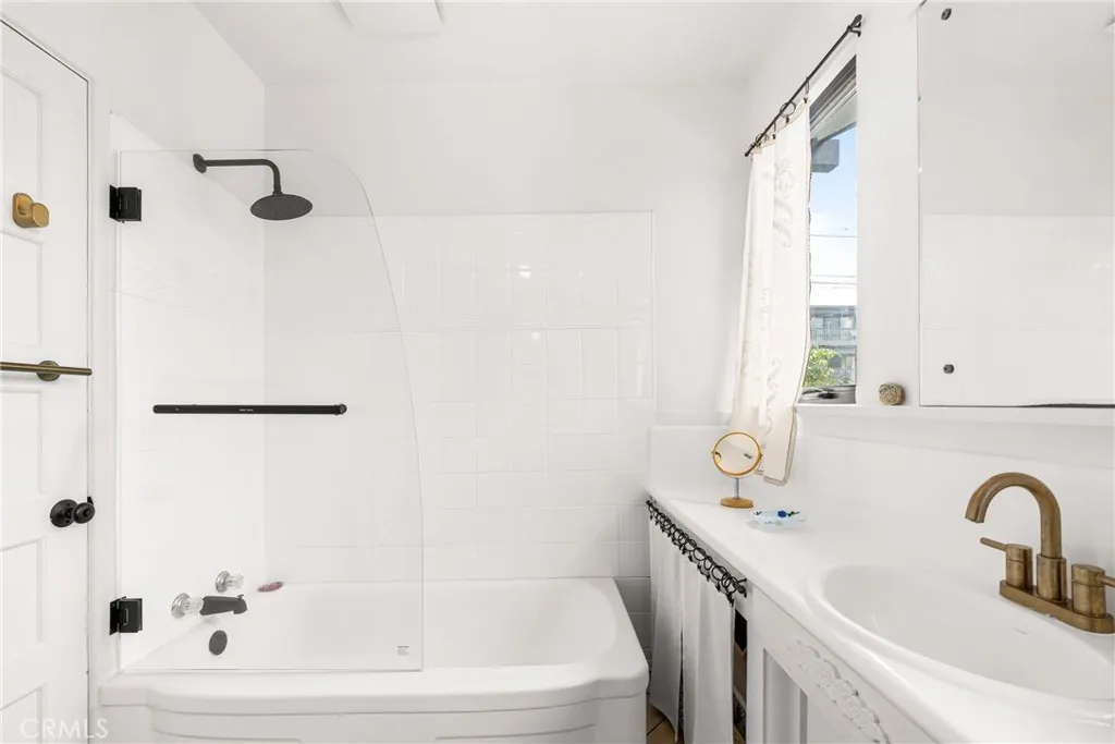 Additional image 31 of 3436 S Kerckhoff Ave, San Pedro, CA 90731