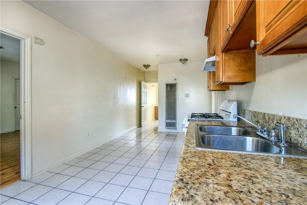 Additional image 41 of 5246 Phillips Boulevard Unit 2, Chino, CA 91710