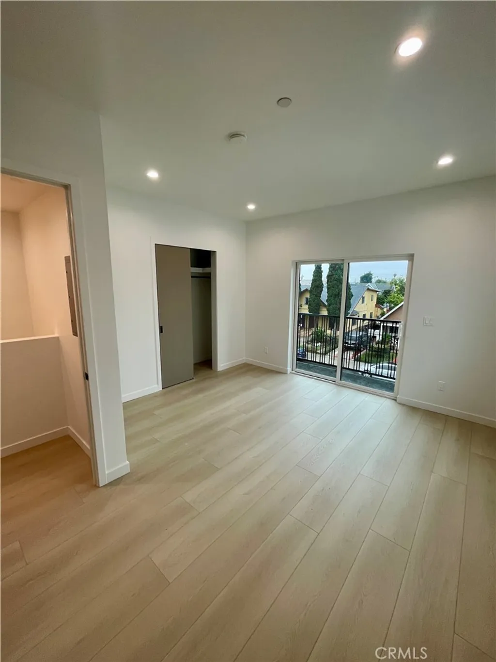 Additional image 12 of 611 W 41st Place Unit 1/2, Los Angeles, CA 90037