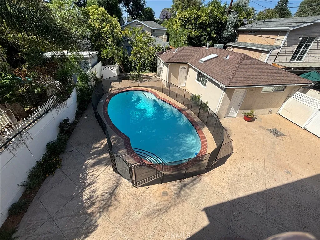 Additional image 94 of 21327 De La Osa Street, Woodland Hills, CA 91364