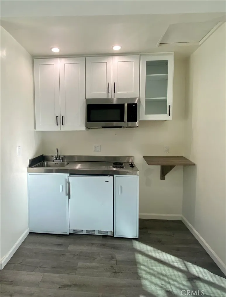 Additional image 26 of 7252 Rubio, Lake Balboa, CA 91406