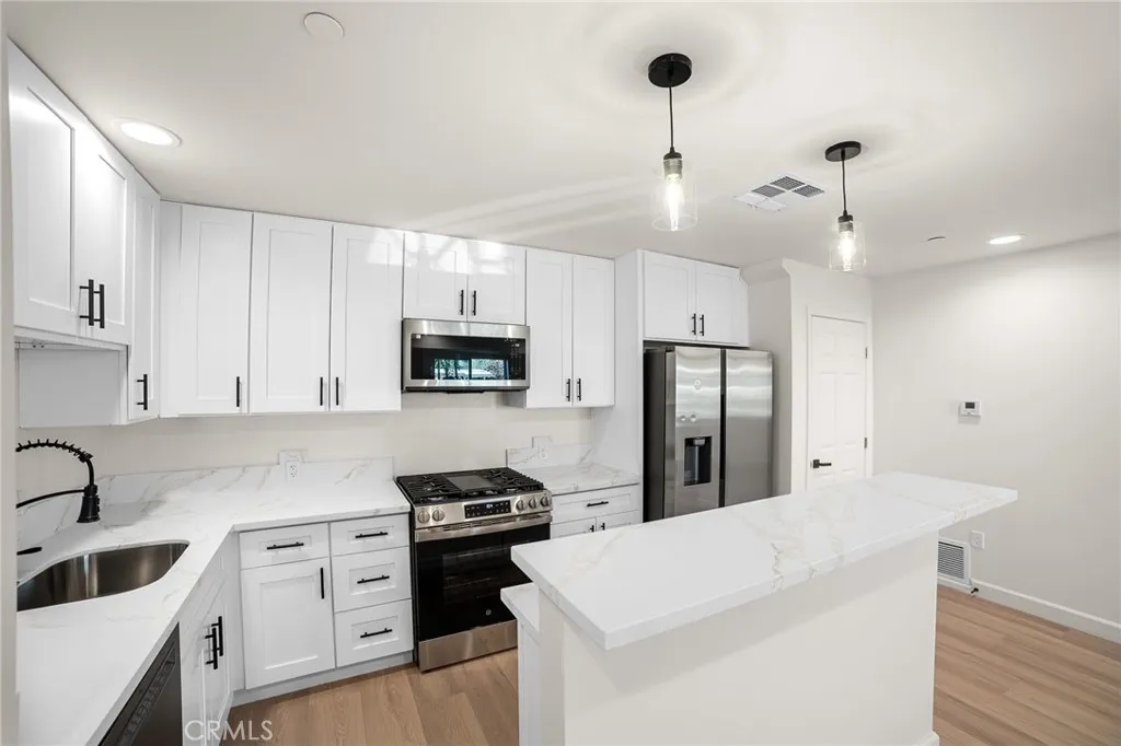 Additional image 10 of 306 W Congress Street, Colton, CA 92324